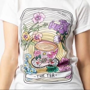 Tea Tarot Card T-shirt